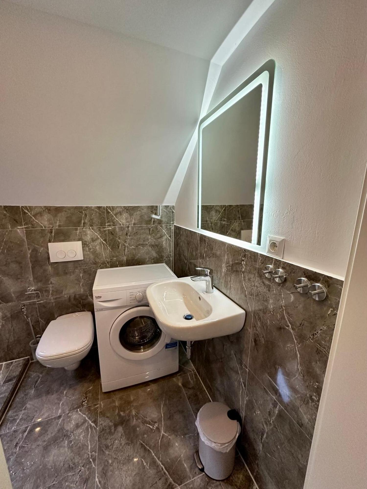 Durmaz Hotel Hannover Bagian luar foto